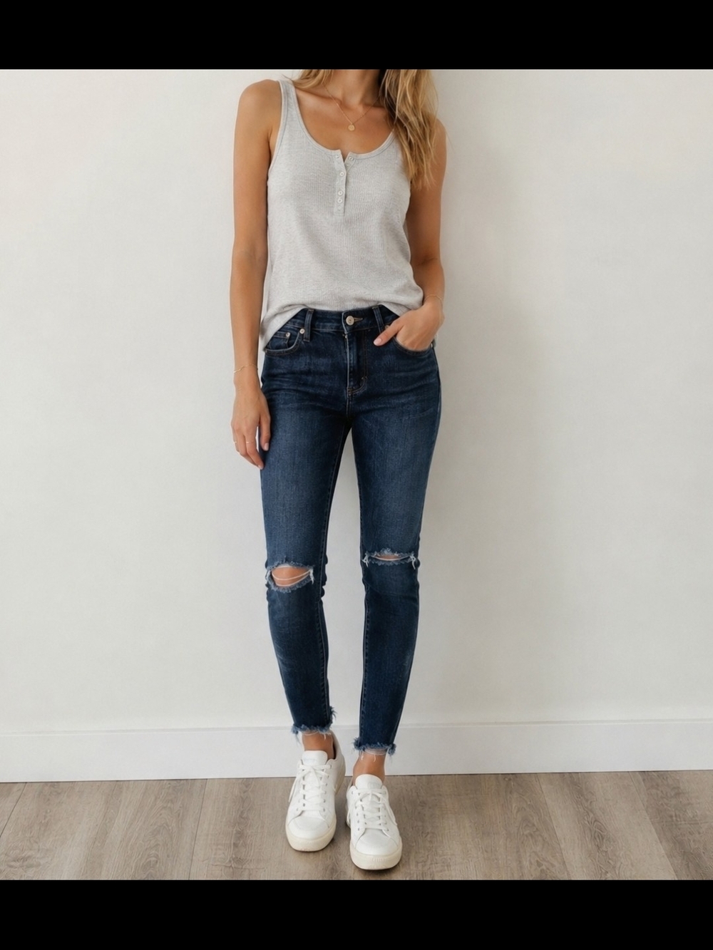 AGOLDE Dark Wash Distressed Skinny Jeans 26